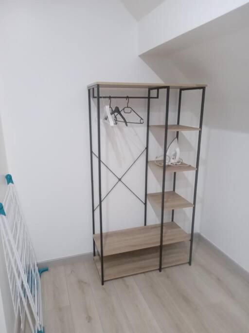 Joli Appartement De Vacances Écouen Buitenkant foto